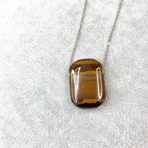 Elegant Tigers Eye Stone Pendant Necklace